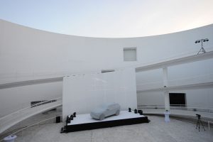 Proscenium - Montaje de la presentación del Jaguar F-PACE en Granada